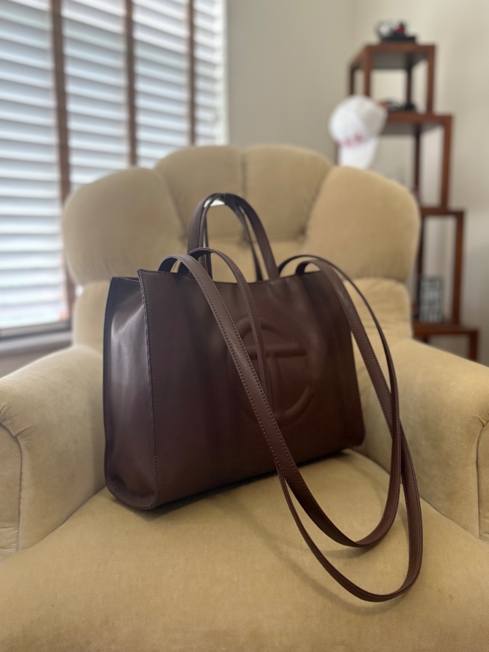 Auth TELFAR Iconic UNISEX Medium Vegan Leather Chocolate Tote Bag - Picture 2 of 6
